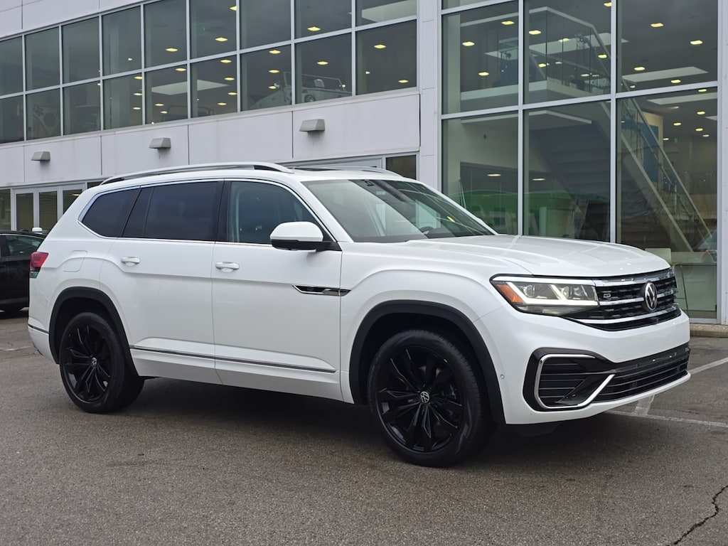 Certified 2022 Volkswagen Atlas 3.6L V6 SEL Premium R-Line SUV