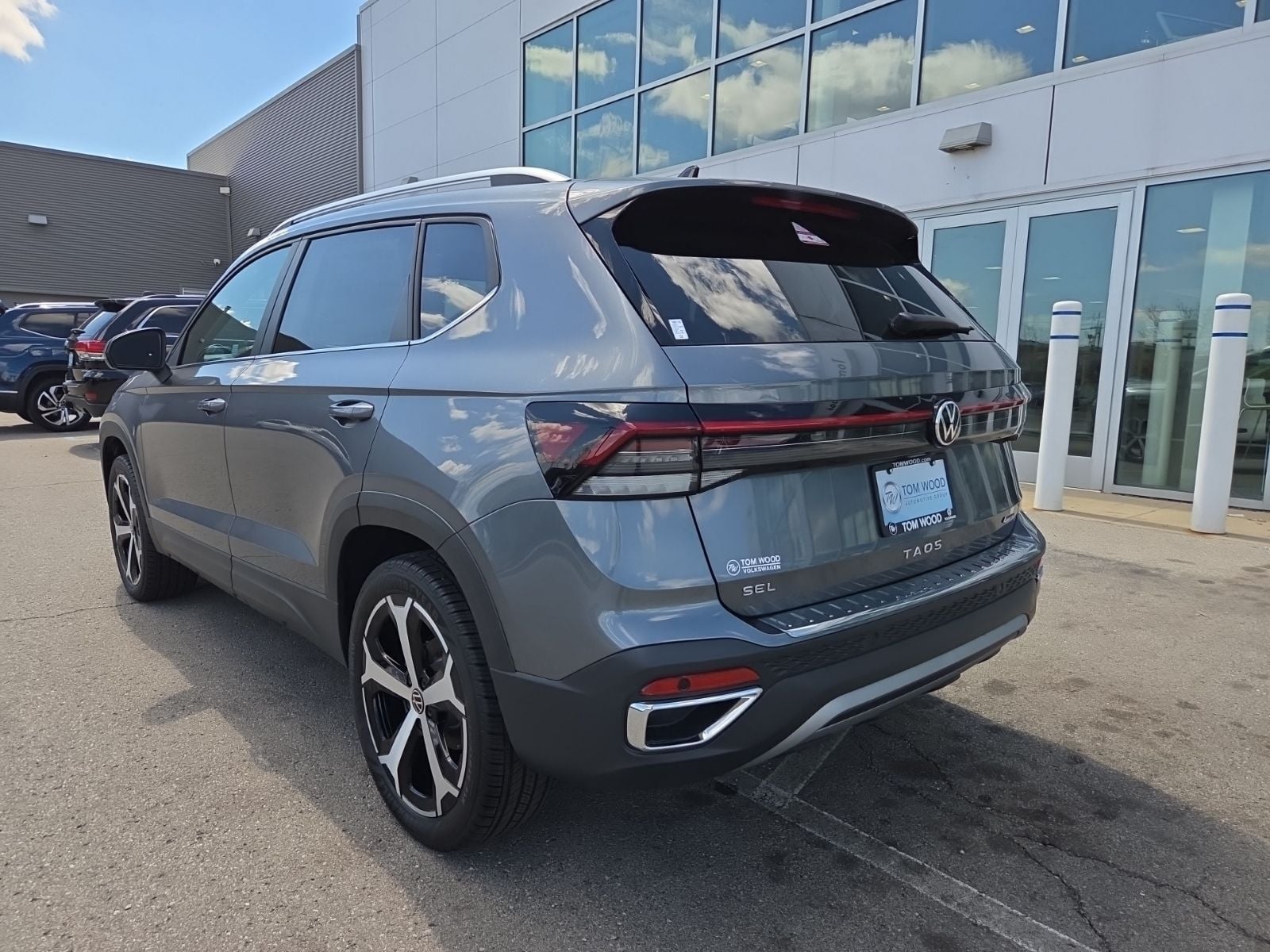 2026 Volkswagen Taos SEL - Photo 9