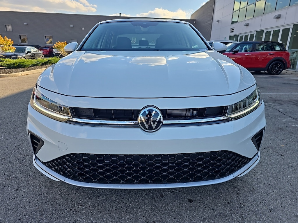 New 2026 Volkswagen Jetta 1.5T SE Sedan