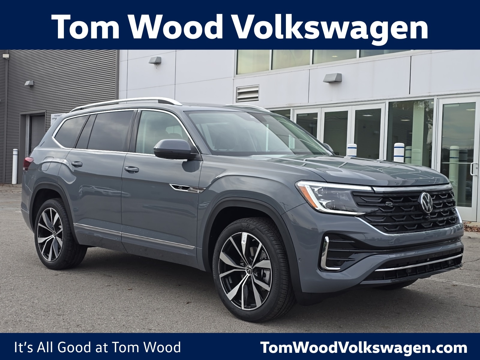 2026 Volkswagen Atlas SEL Premium R-Line's photo