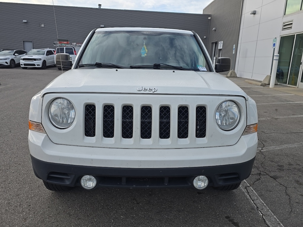 Used 2013 Jeep Patriot Latitude SUV