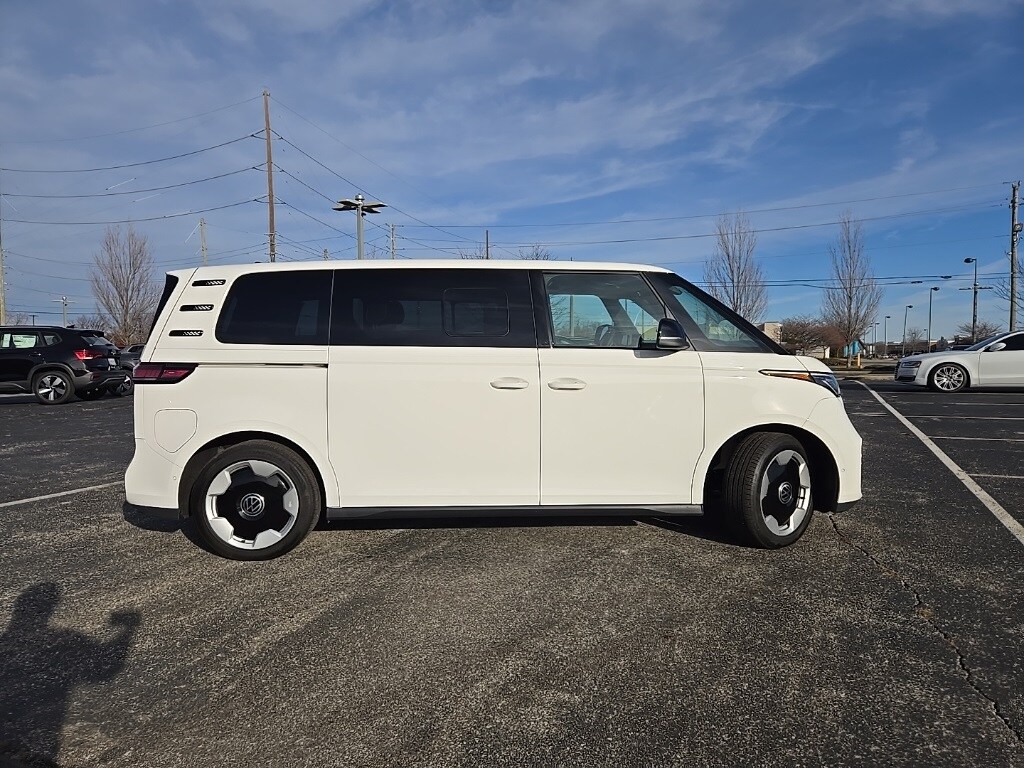 2025 Volkswagen ID. Buzz Pro S photo 4