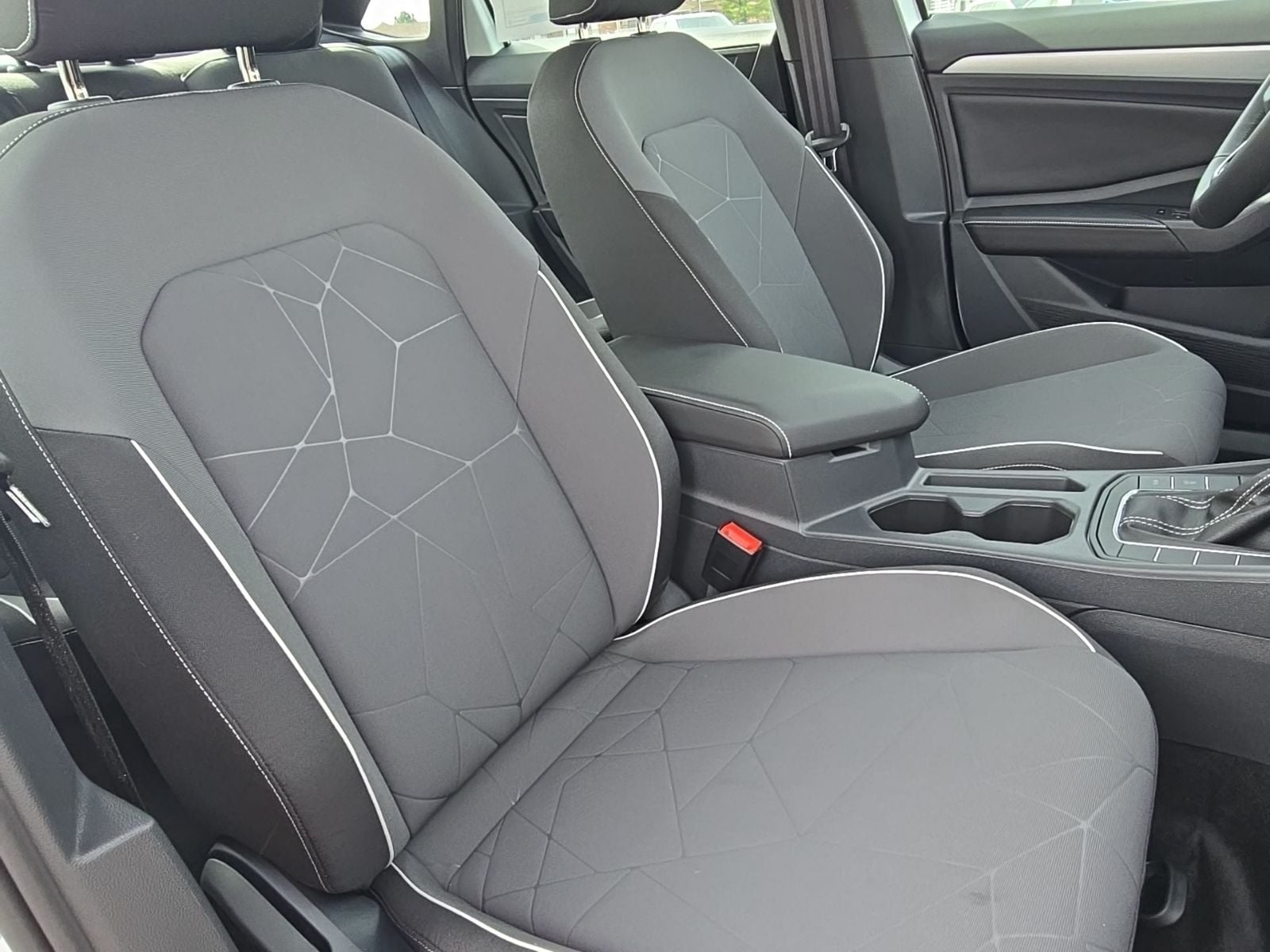2026 Volkswagen Jetta Sport - Photo 19