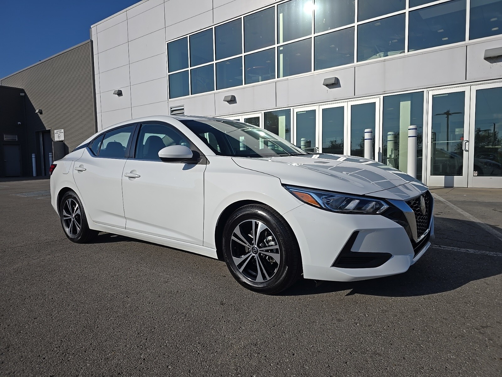 2022 Nissan Sentra SV photo 2