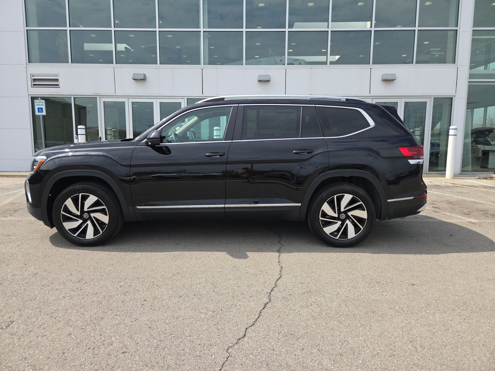 2026 Volkswagen Atlas SEL - Photo 11