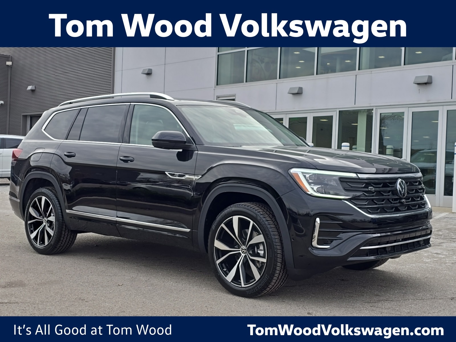 2026 Volkswagen Atlas SEL Premium R-Line's photo