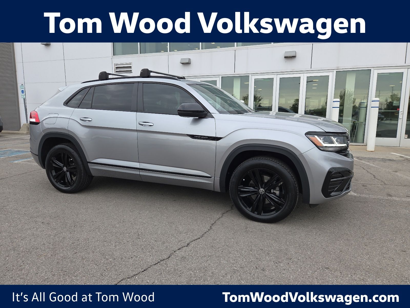 2023 Volkswagen Atlas Cross Sport SEL R-Line Black