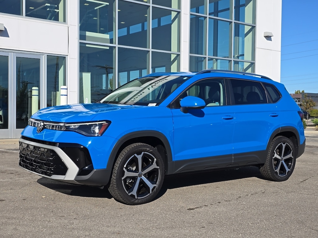 Certified 2025 Volkswagen Taos 1.5T SEL SUV