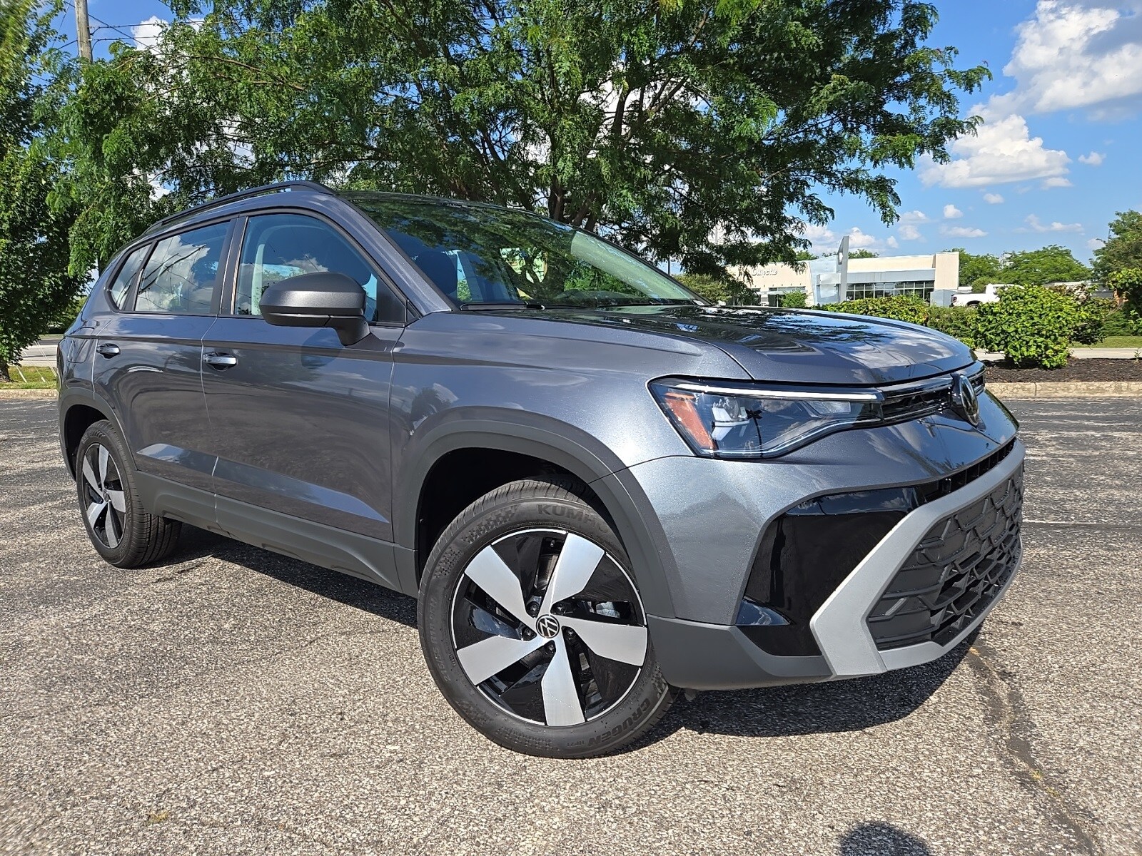 2025 Volkswagen Taos S photo 4