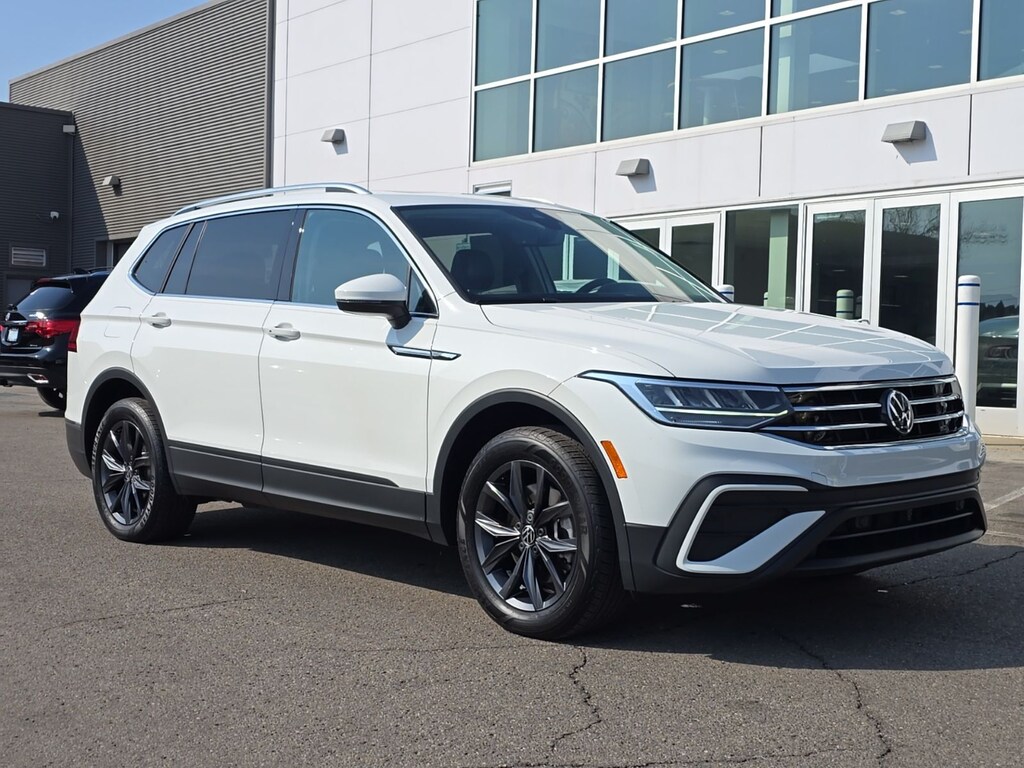 Certified 2022 Volkswagen Tiguan 2.0T SE SUV