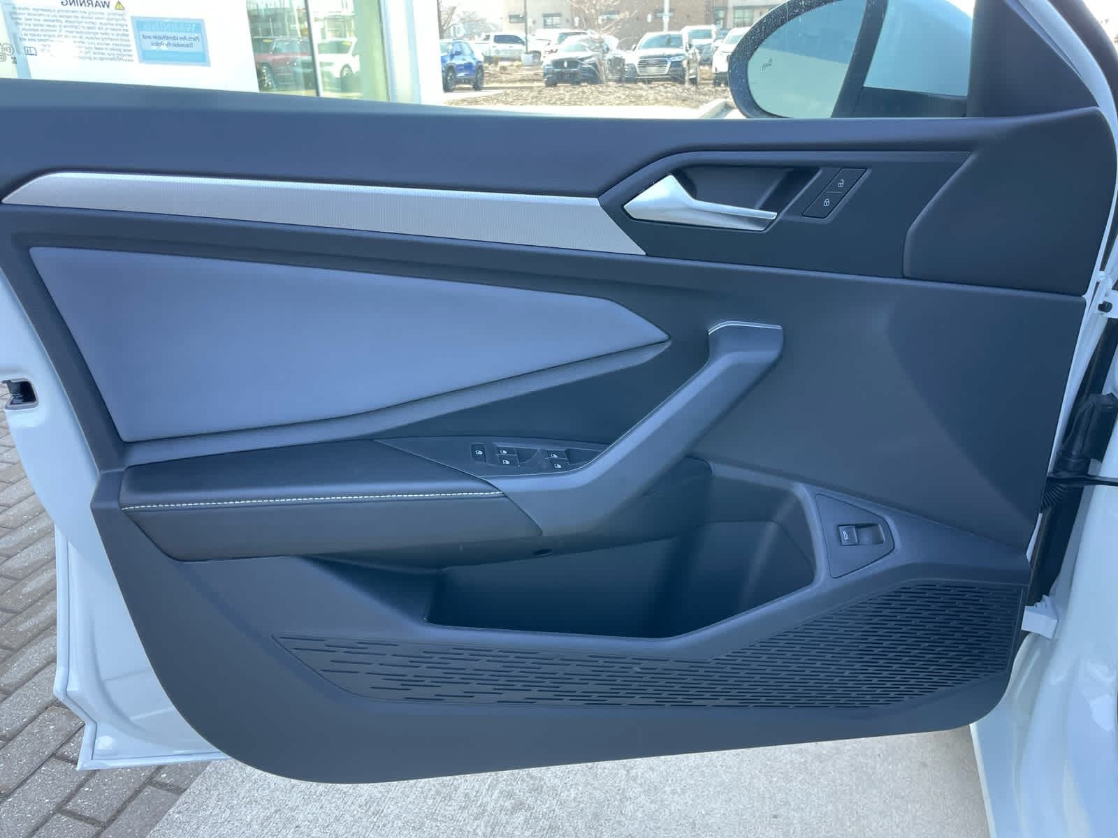 2026 Volkswagen Jetta SE - Photo 16
