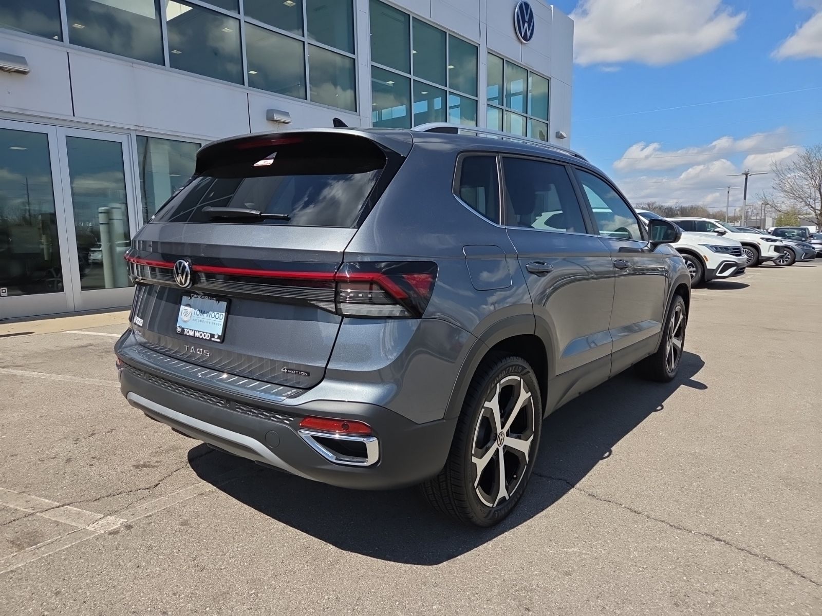 2026 Volkswagen Taos SEL - Photo 10
