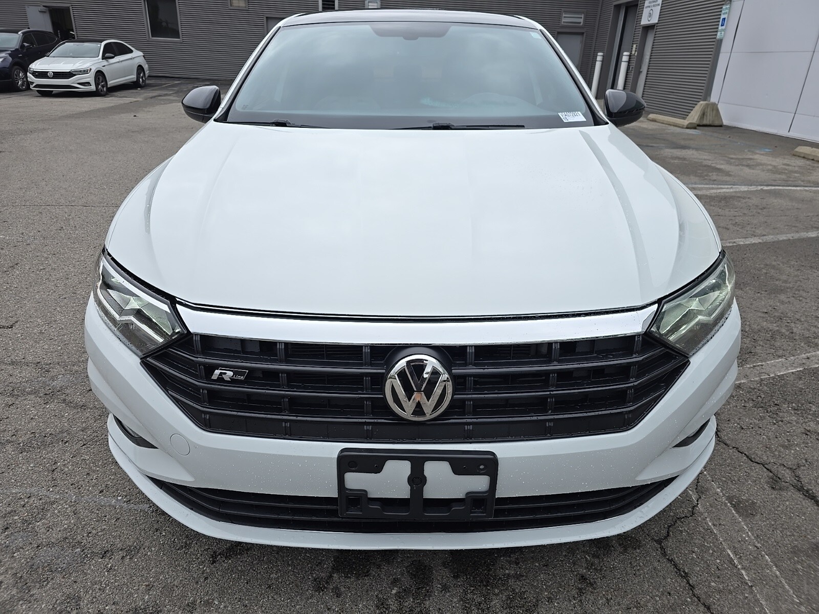2021 Volkswagen Jetta SE R-Line photo 3