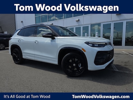 2026 Volkswagen Tiguan 2.0T SE R-Line Black SUV