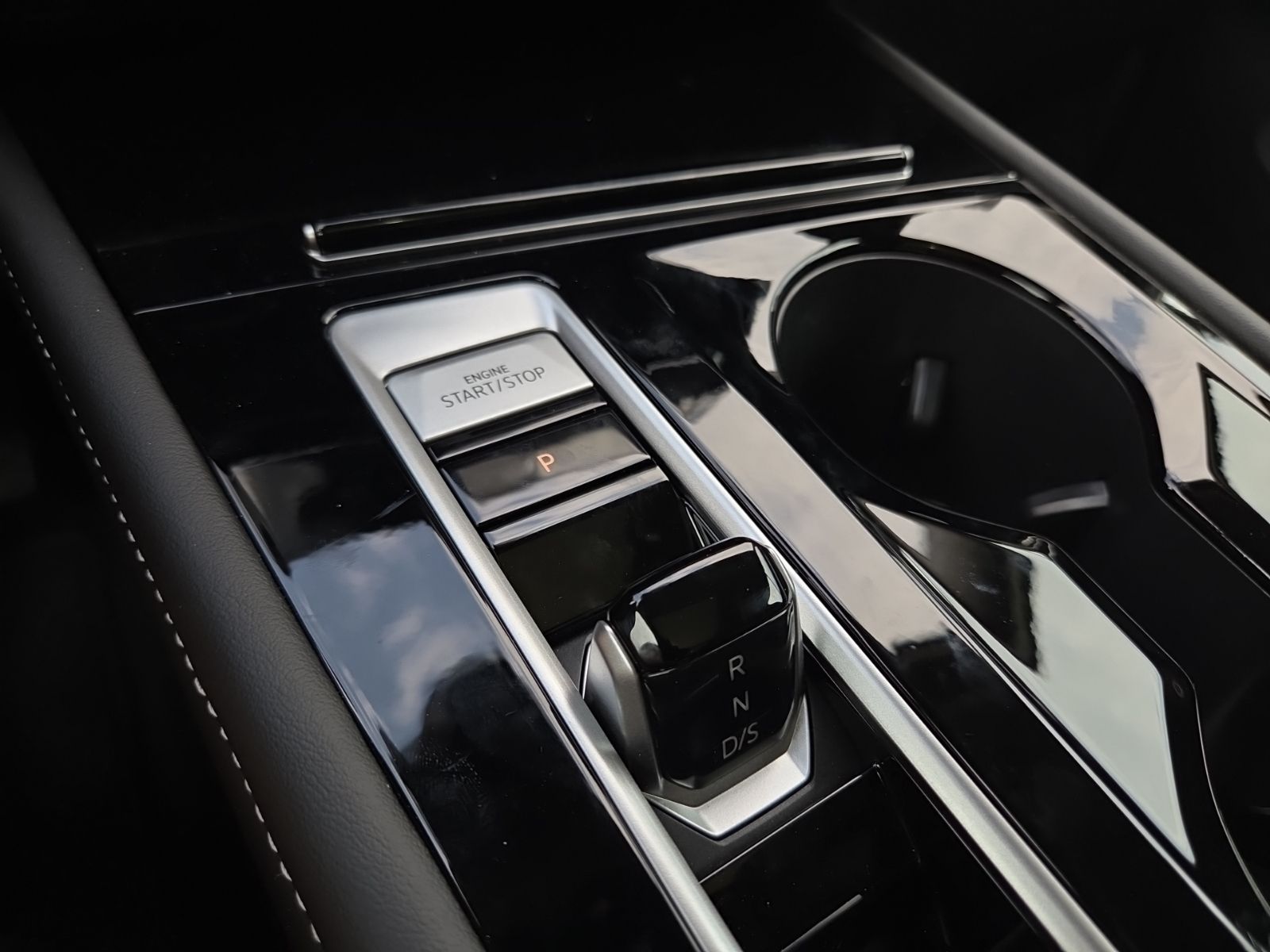 2026 Volkswagen Atlas SEL - Photo 25