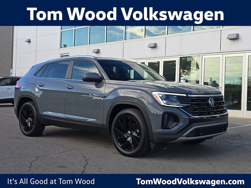 Certified 2024 Volkswagen Atlas Cross Sport 2.0T SE w/Technology SUV