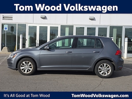 2015 Volkswagen Golf TSI S 4-Door Hatchback