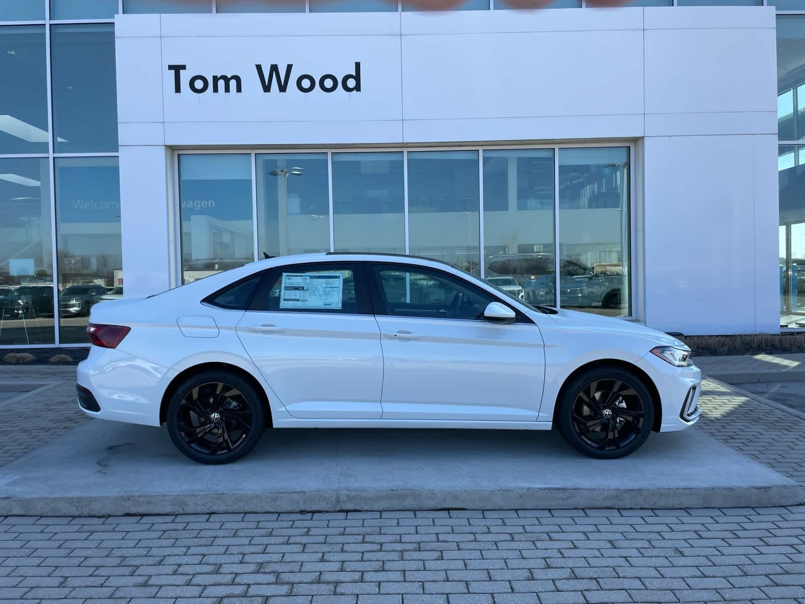 2026 Volkswagen Jetta SE - Photo 14
