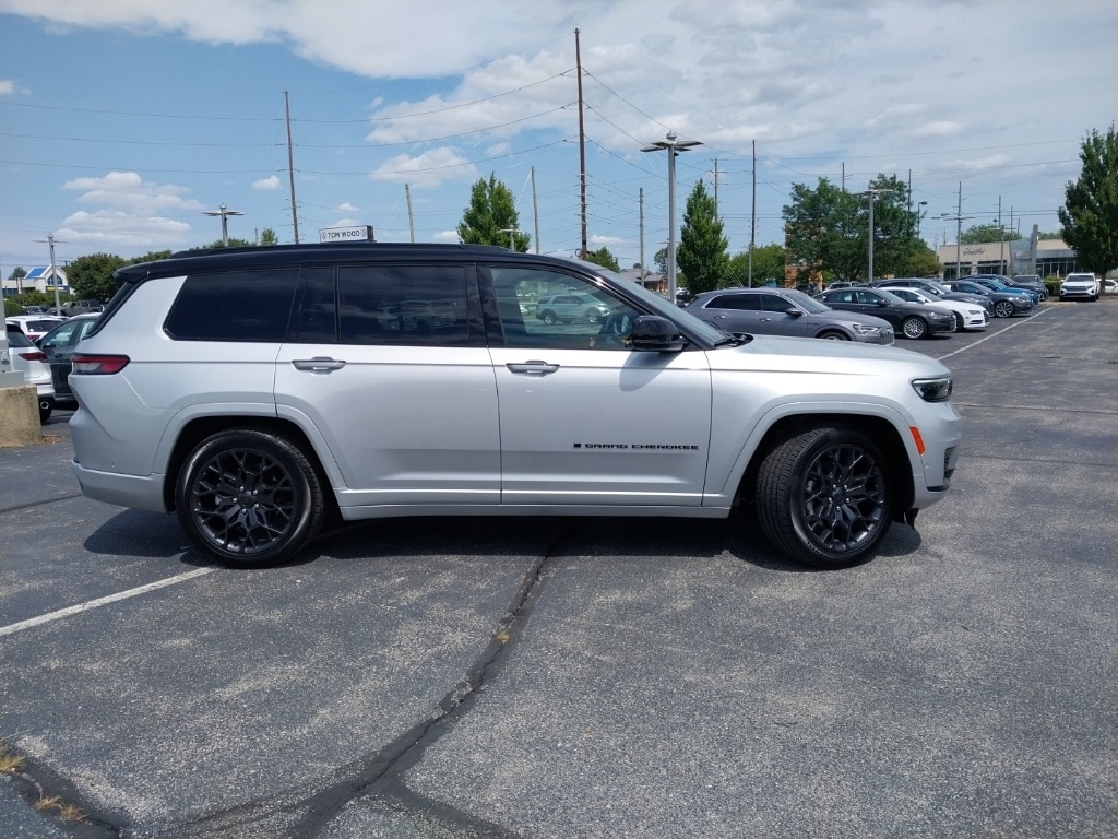 Used 2024 Jeep Grand Cherokee L Summit Reserve with VIN 1C4RJKEG5R8930450 for sale in Indianapolis, IN