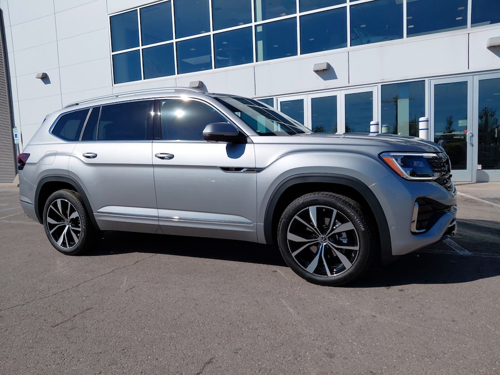 New 2026 Volkswagen Atlas 2.0T SEL Premium R-Line SUV