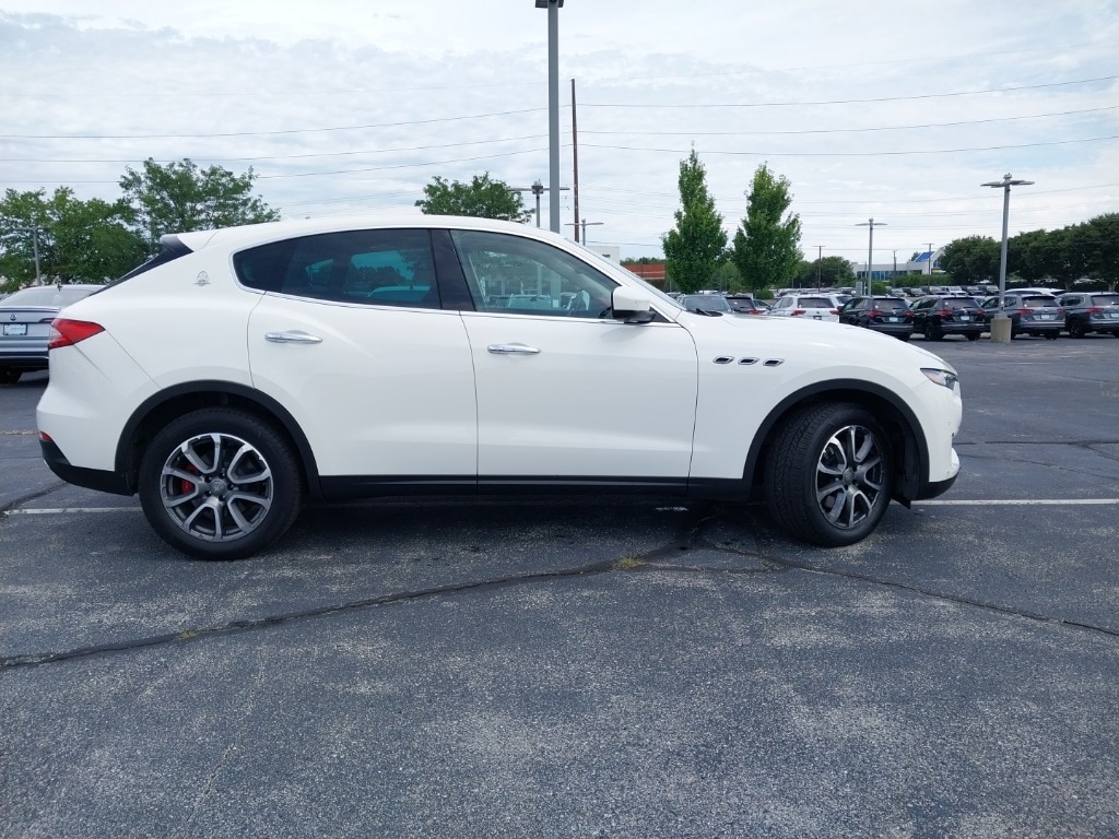 Used 2018 Maserati Levante Base with VIN ZN661XUA8JX272922 for sale in Indianapolis, IN