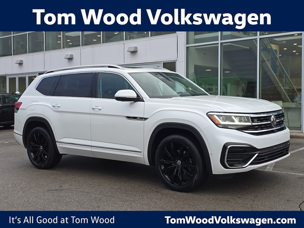 Certified 2022 Volkswagen Atlas 3.6L V6 SEL Premium R-Line SUV