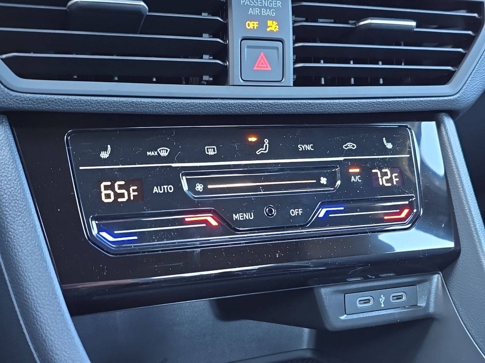2026 Volkswagen Jetta Sport - Photo 24