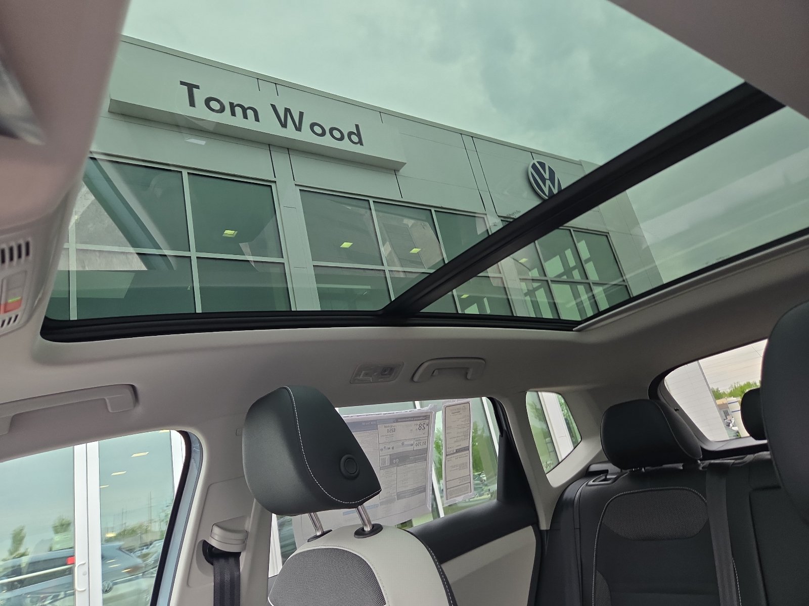 2026 Volkswagen Taos SE - Photo 17