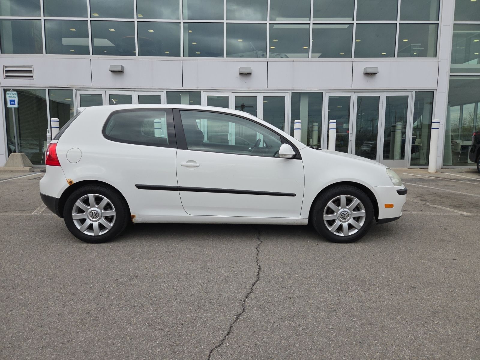 Used 2009 Volkswagen Rabbit S with VIN WVWAB71K69W071477 for sale in Indianapolis, IN