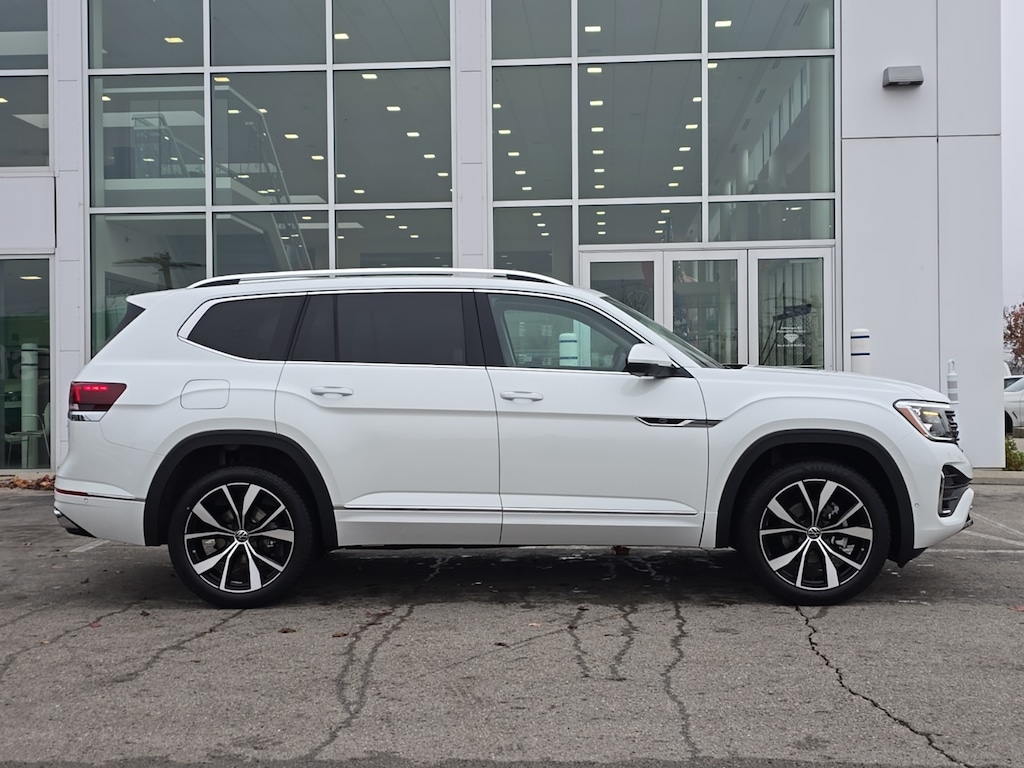 New 2026 Volkswagen Atlas 2.0T SEL Premium R-Line SUV