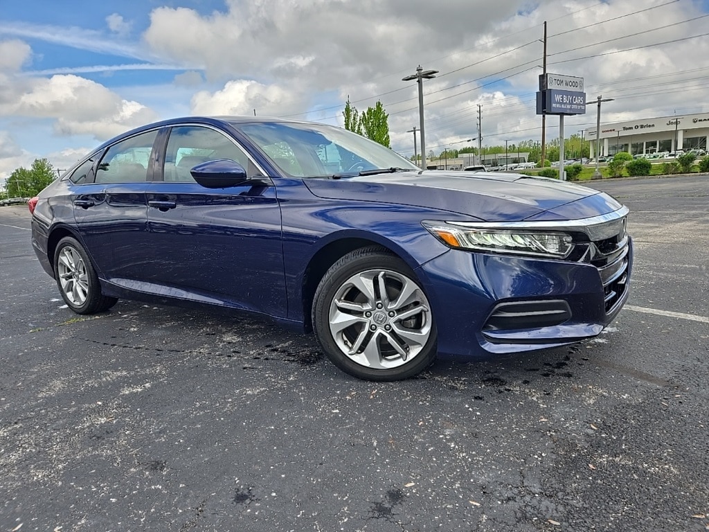 1HGCV1F16KA146146
