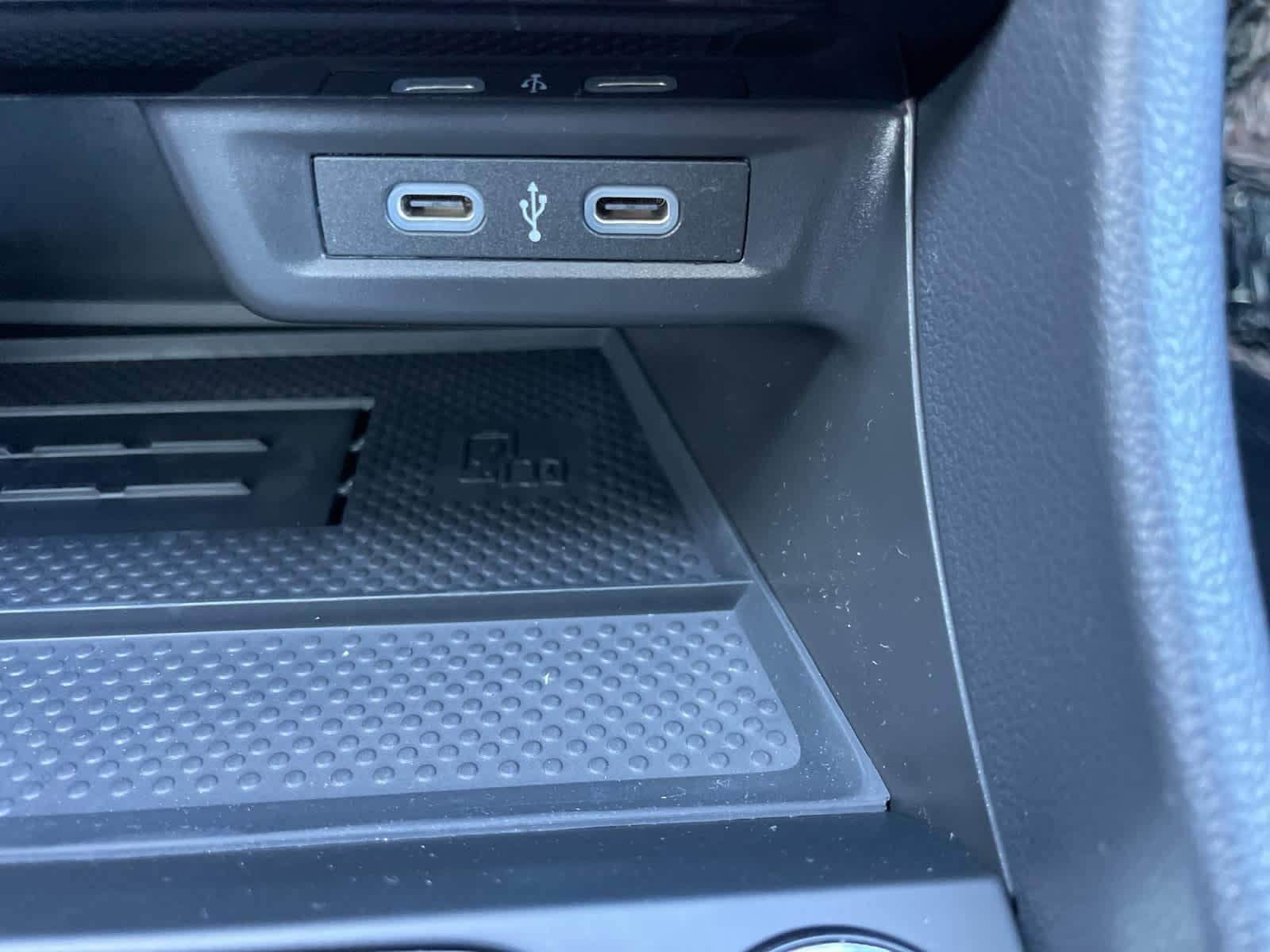 2026 Volkswagen Jetta SE - Photo 38
