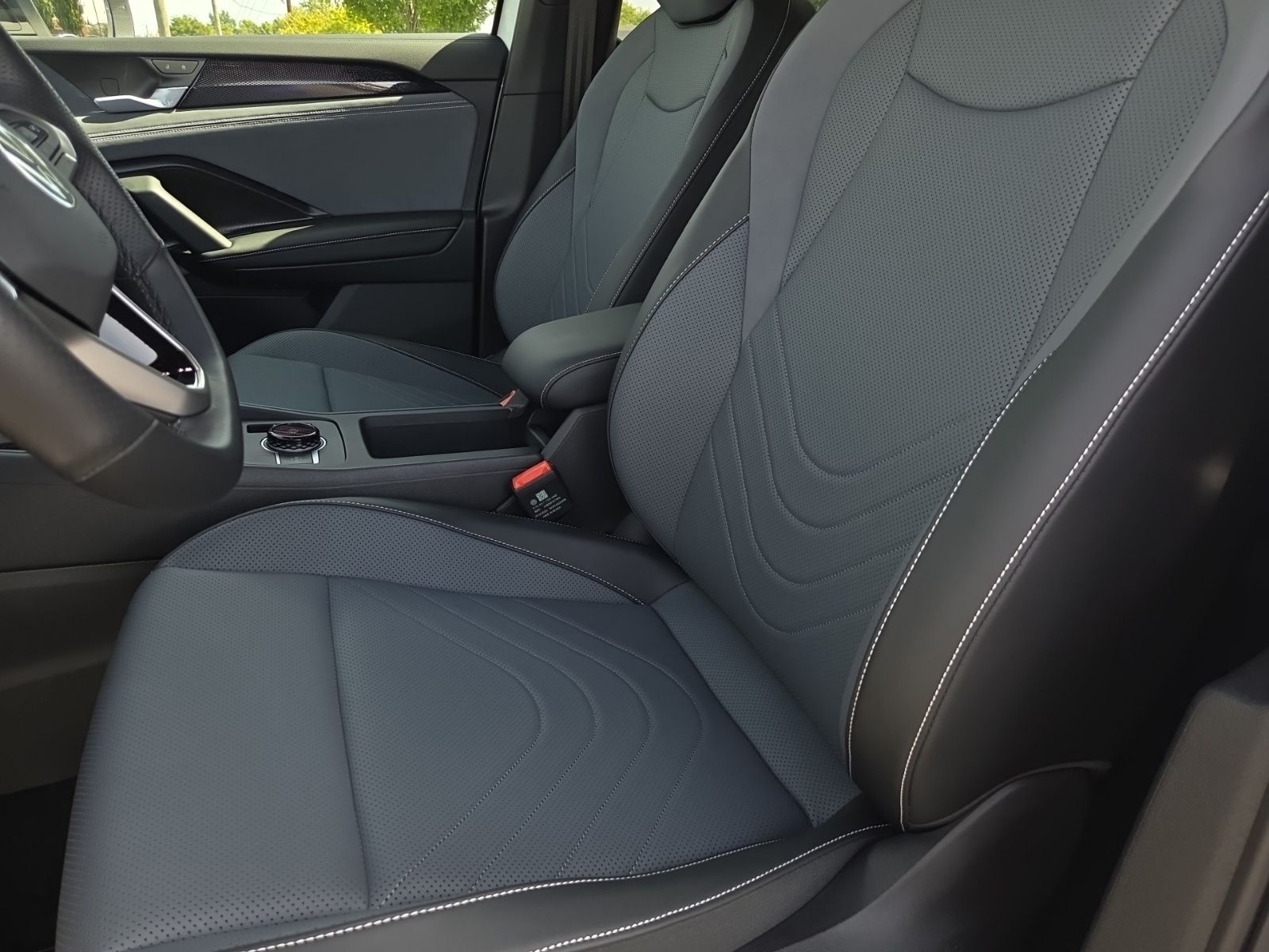 2026 Volkswagen Tiguan SE R-LINE BLACK - Photo 19