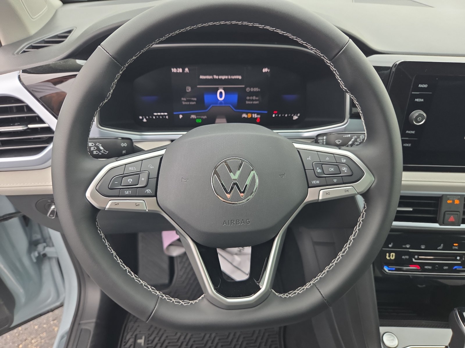 2026 Volkswagen Taos SE - Photo 26