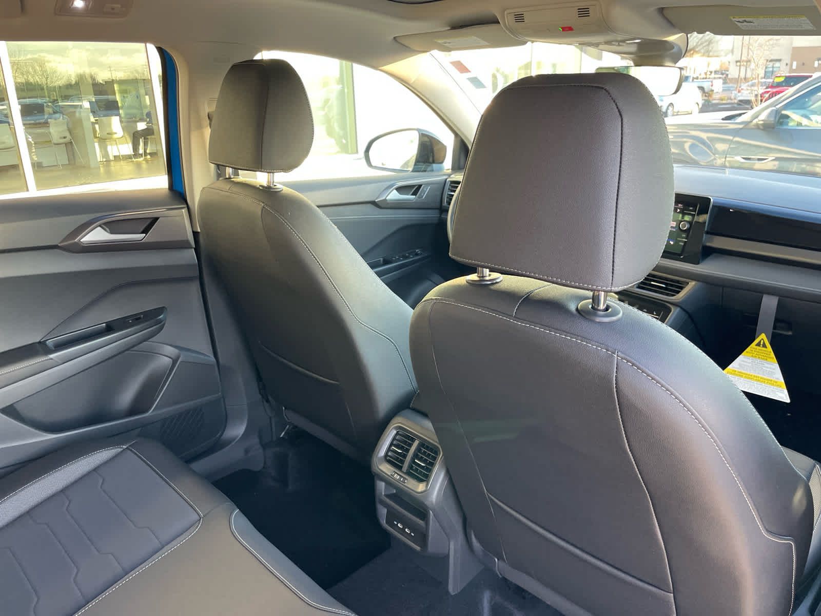 2026 Volkswagen Taos SE Black - Photo 60