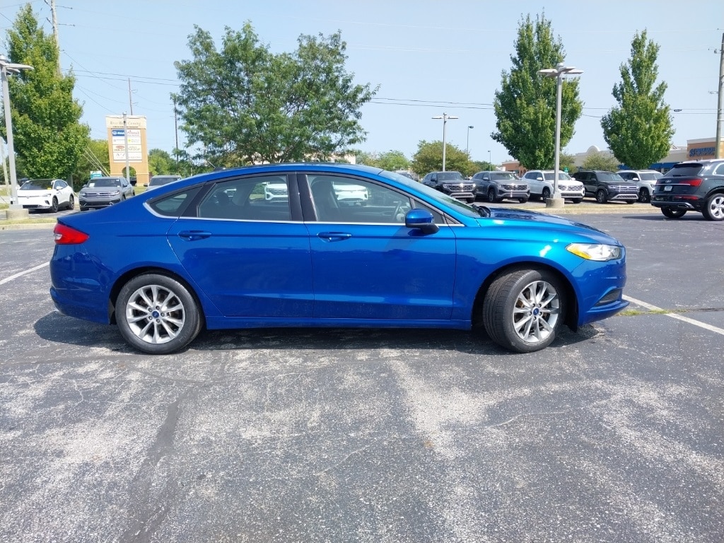 Used 2017 Ford Fusion SE with VIN 3FA6P0HD1HR263760 for sale in Indianapolis, IN