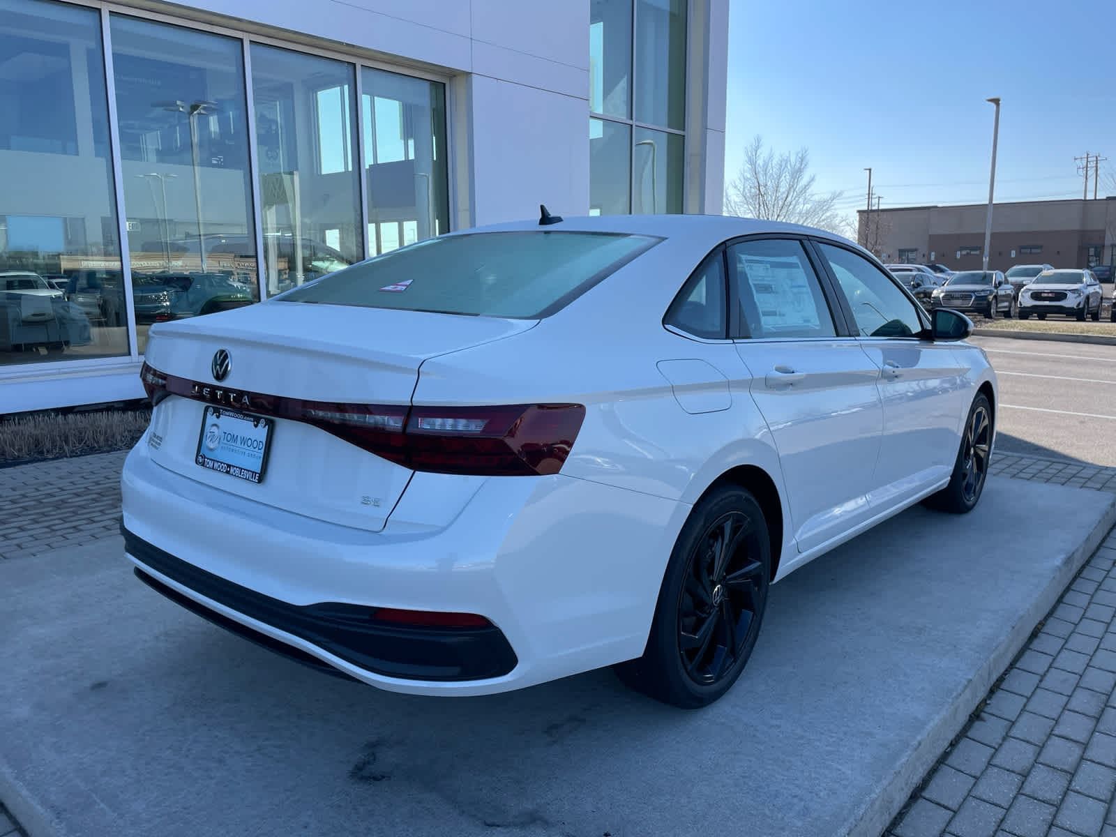 2026 Volkswagen Jetta SE - Photo 13
