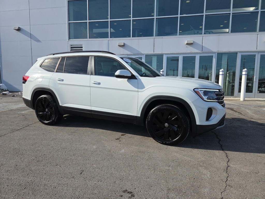 Certified 2025 Volkswagen Atlas 2.0T SE w/Technology SUV