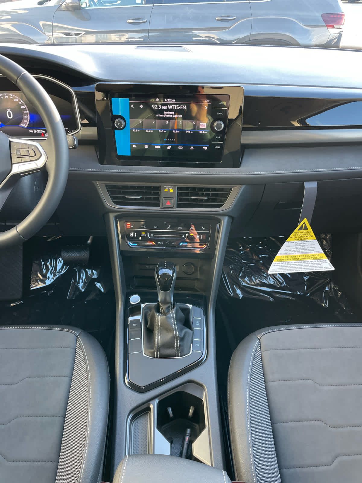 2026 Volkswagen Taos SE Black - Photo 40