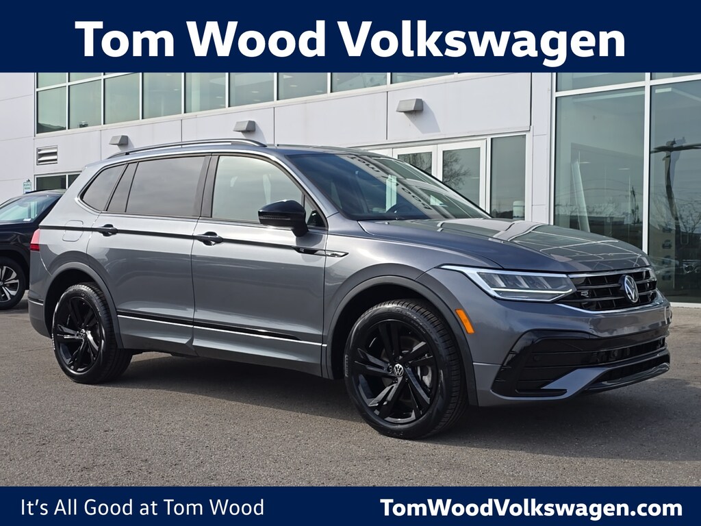 Certified 2023 Volkswagen Tiguan 2.0T SE R-Line Black SUV