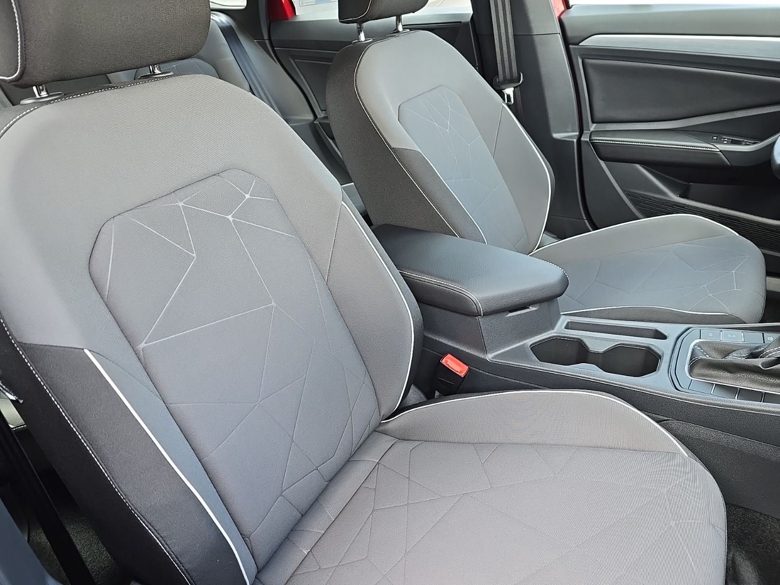 2026 Volkswagen Jetta Sport - Photo 20