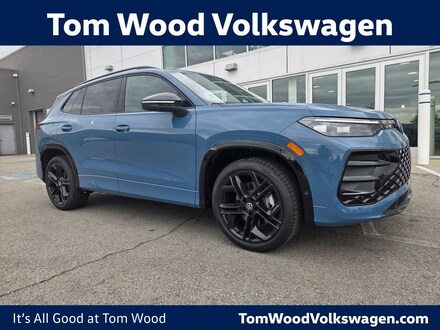 2026 Volkswagen Tiguan 2.0T SE R-Line Black SUV