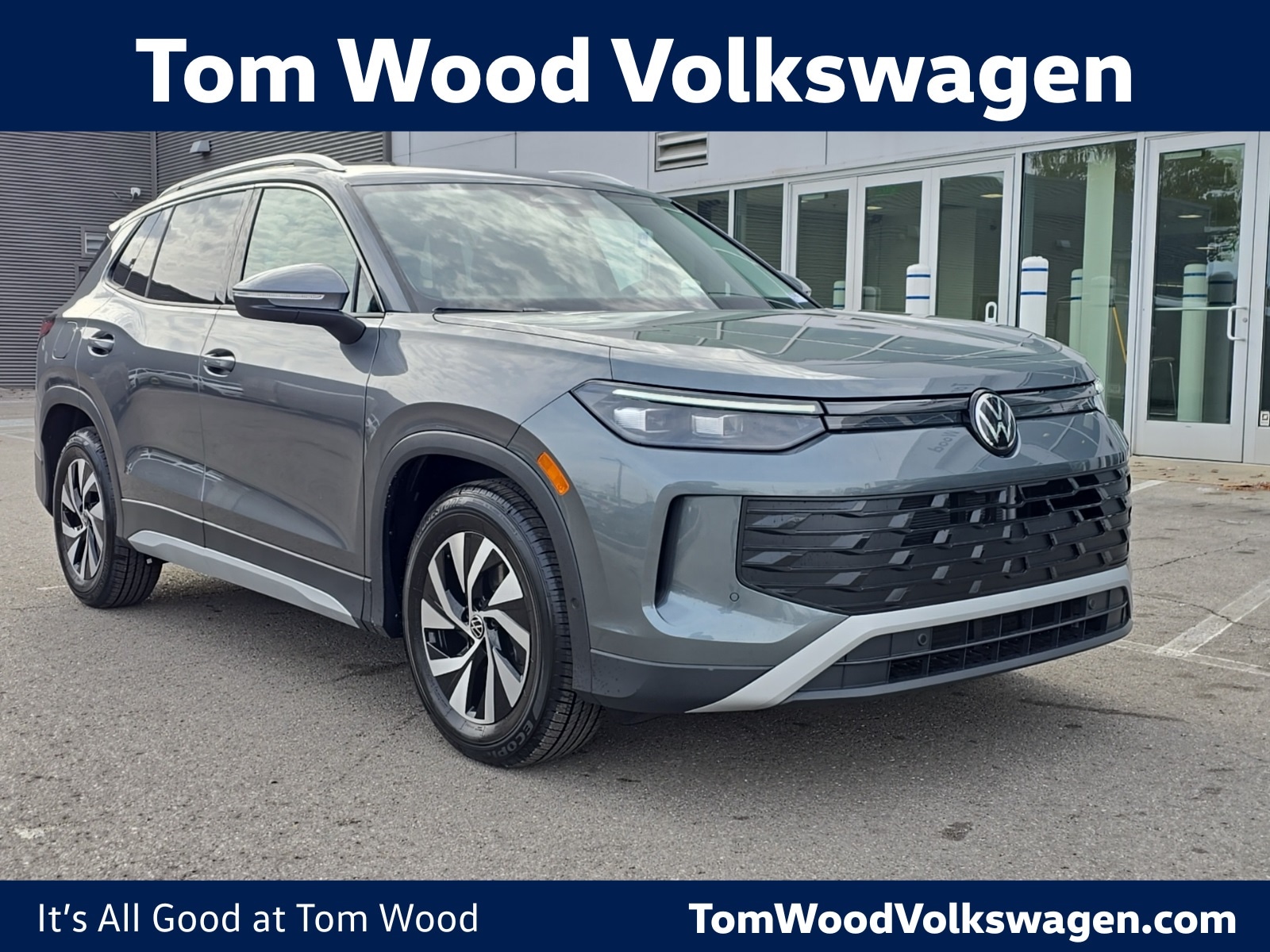 2026 Volkswagen Tiguan S's photo