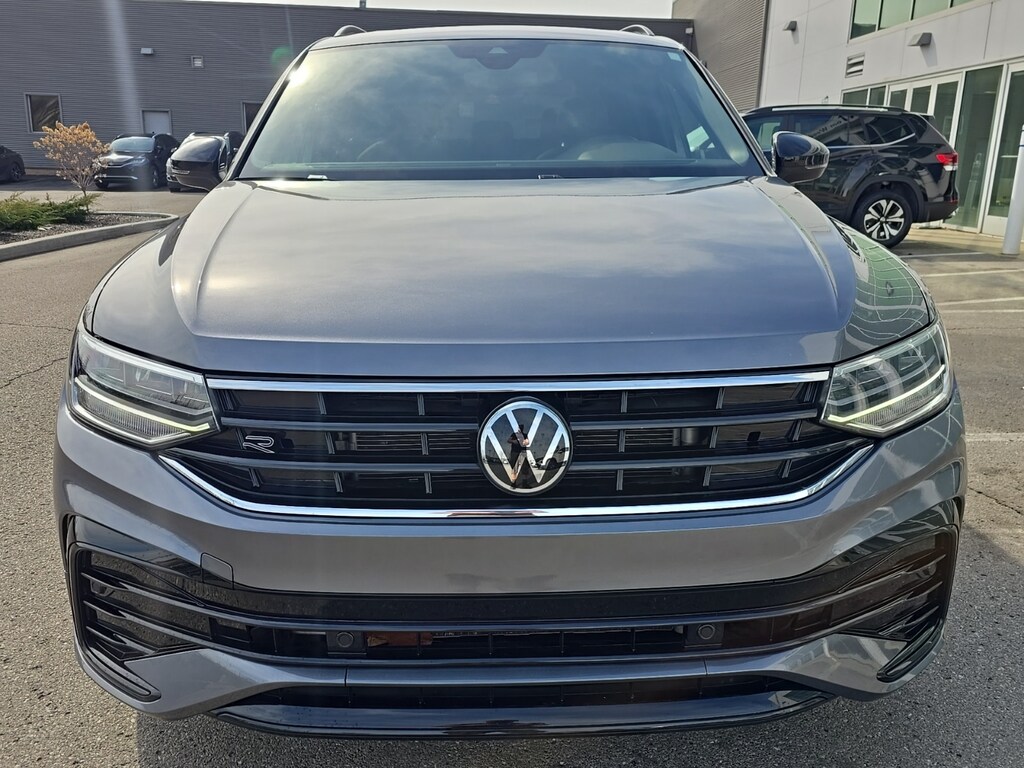 Certified 2023 Volkswagen Tiguan 2.0T SE R-Line Black SUV
