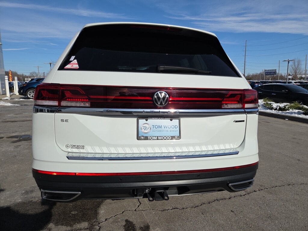Certified 2025 Volkswagen Atlas 2.0T SE w/Technology SUV