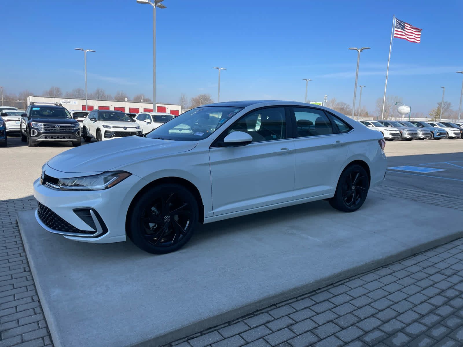 2026 Volkswagen Jetta SE - Photo 7