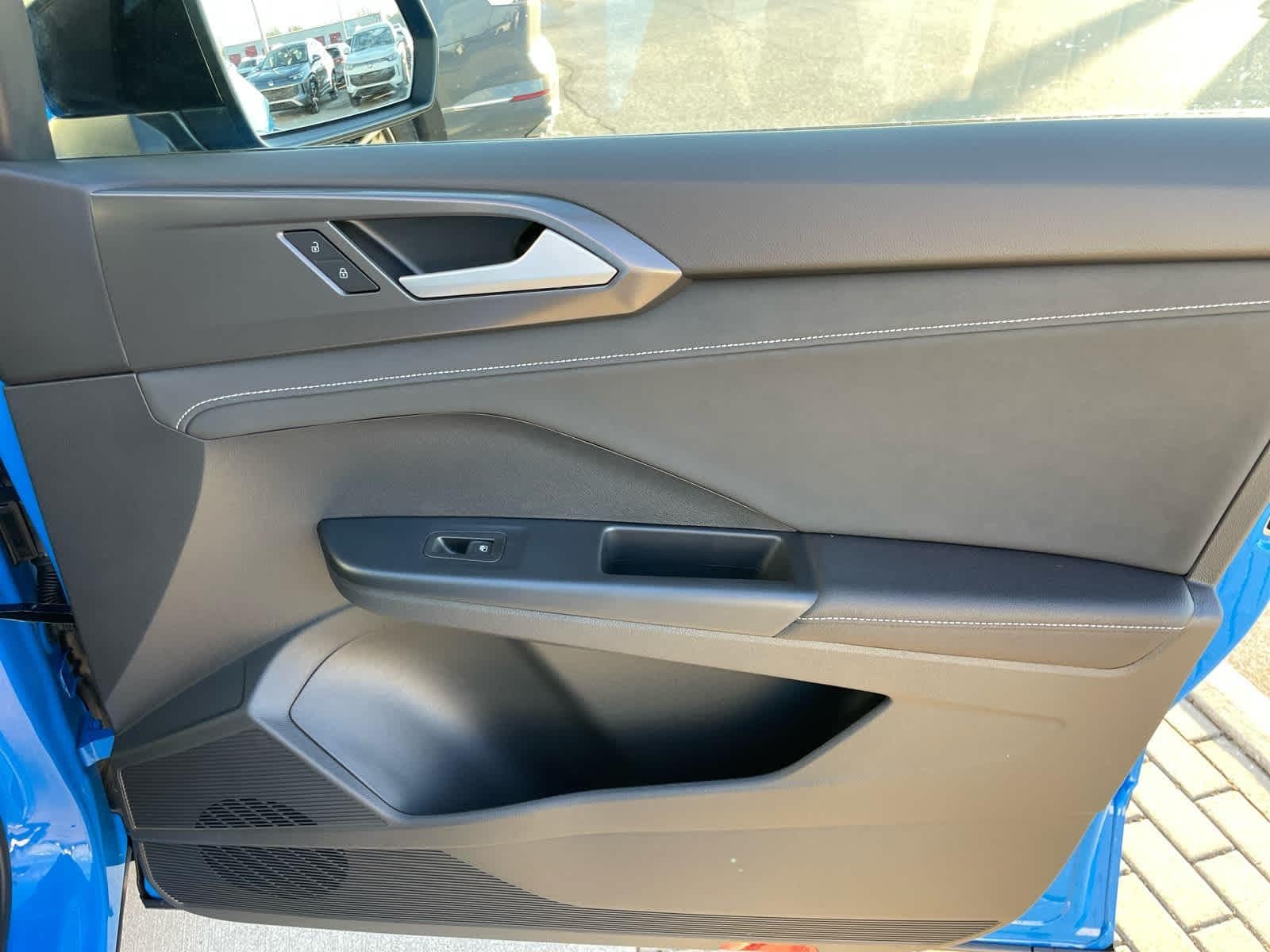 2026 Volkswagen Taos SE Black - Photo 62