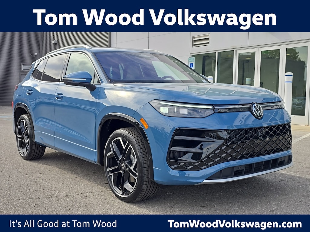 New 2026 Volkswagen Tiguan 2.0T SEL R-Line SUV