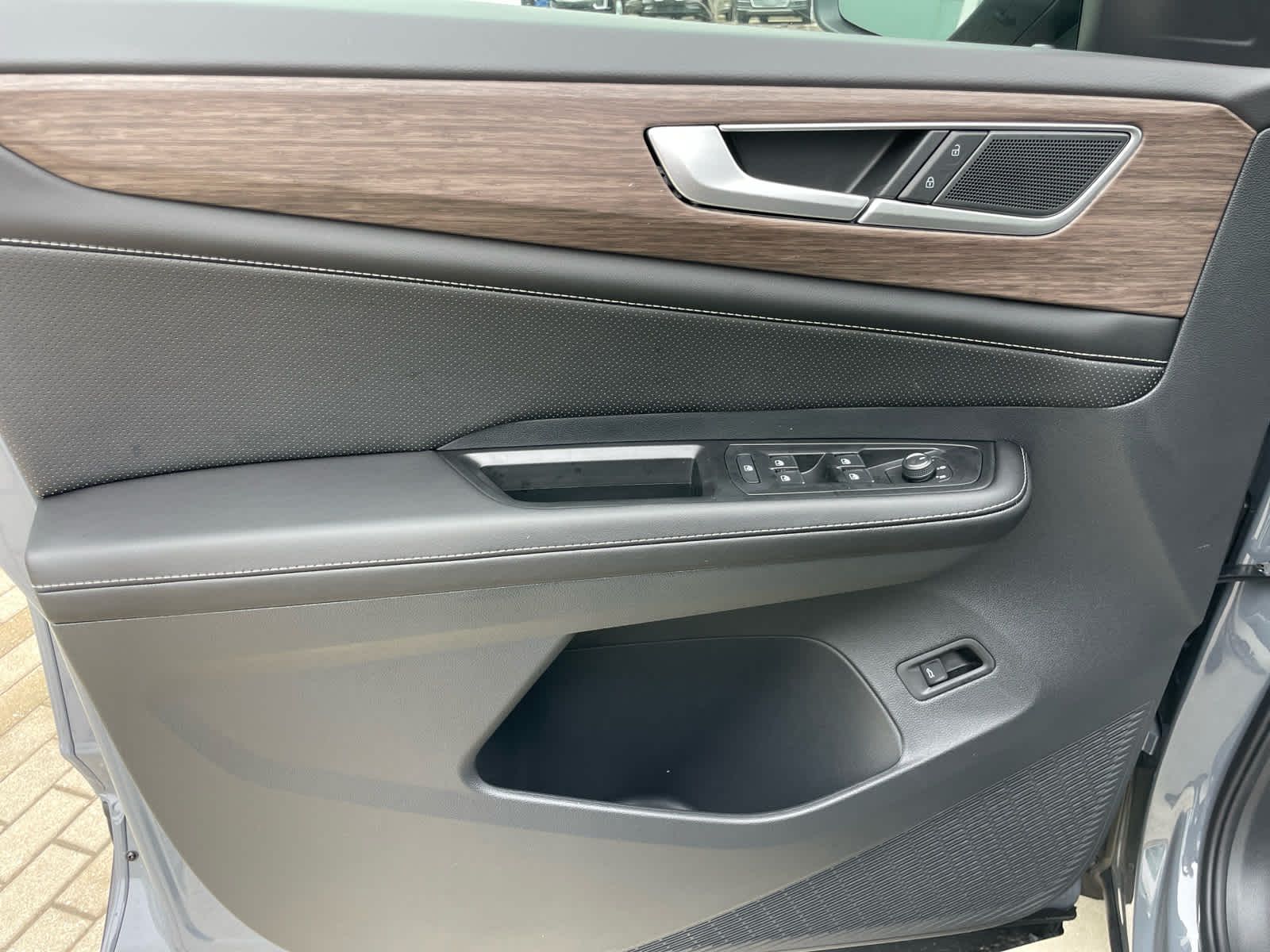 2026 Volkswagen Atlas SEL - Photo 16