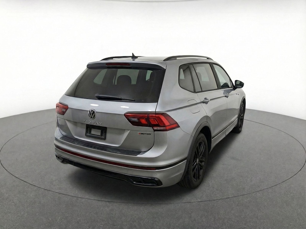 Used 2022 Volkswagen Tiguan 2.0T SE R-Line Black SUV